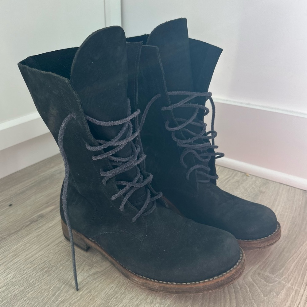 Peter nappi Italian leather dark gray 9 eye lace up combat boots Anthropologie.